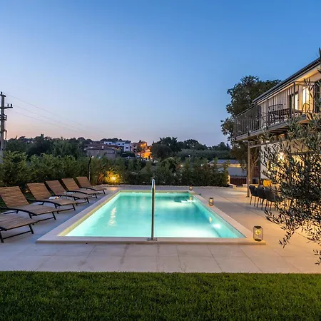 Zara Villa *